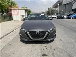 نيسان ألتيما